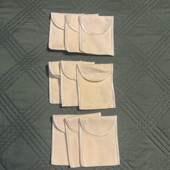 James Avery - Gift Boxes w/ Misc Care Cards & Bags - Picture 3 of 8